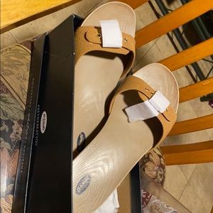 Dr schools classic wooden sandal